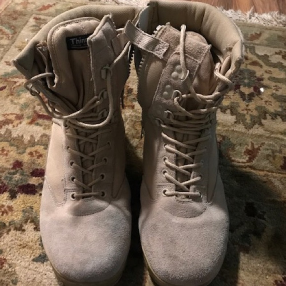 Desert combat boots men’s size 11